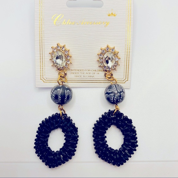 Earrings Crystal and Black Pierced! CUTE BRAND NEW - Picture 5 of 14